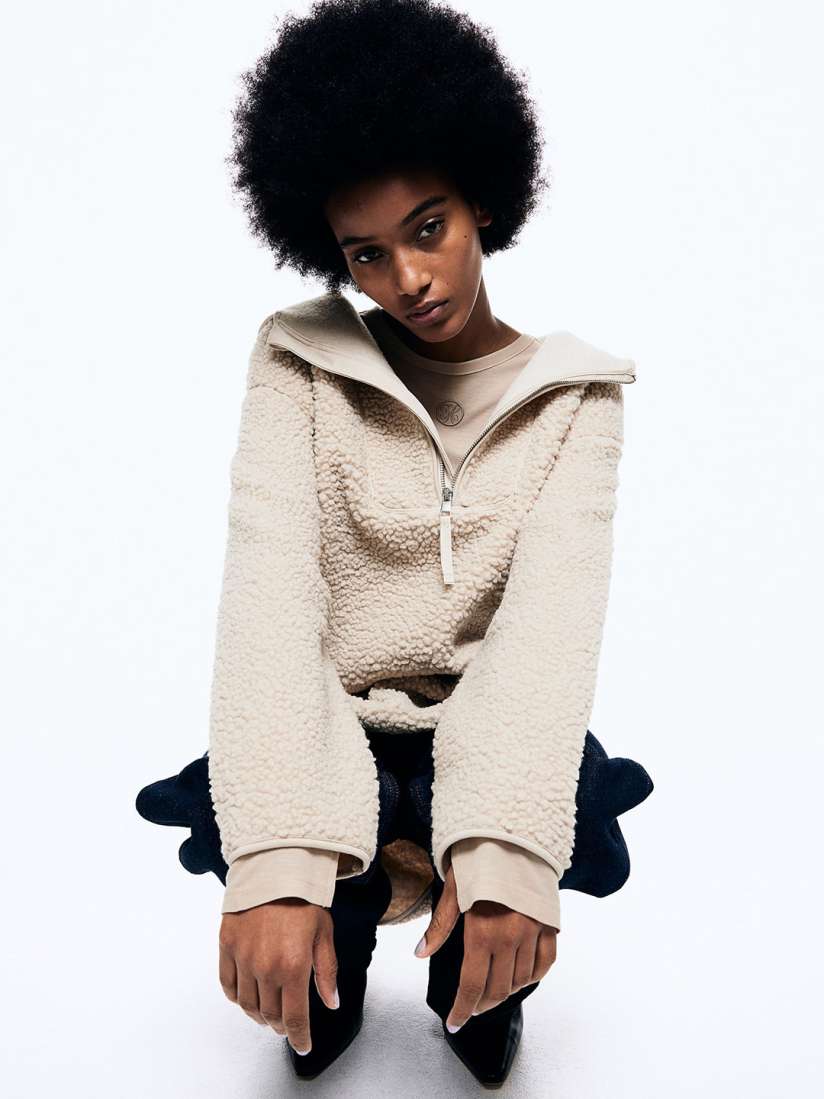 Buy H M Oversized Fleece Hoodie Sweatshirts for Women 25333168 Myntra