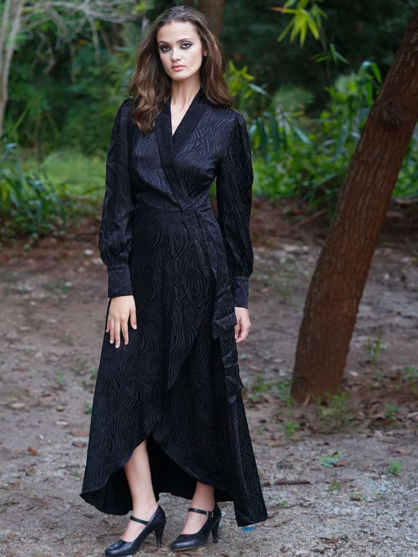 Wrap dress myntra clearance