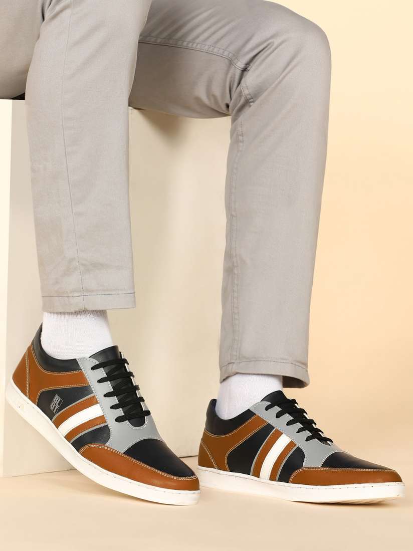 Shoes with cushioned footbed deals