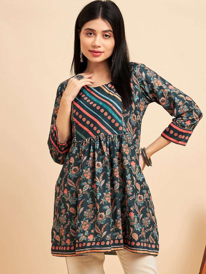 Myntra short kurti shop