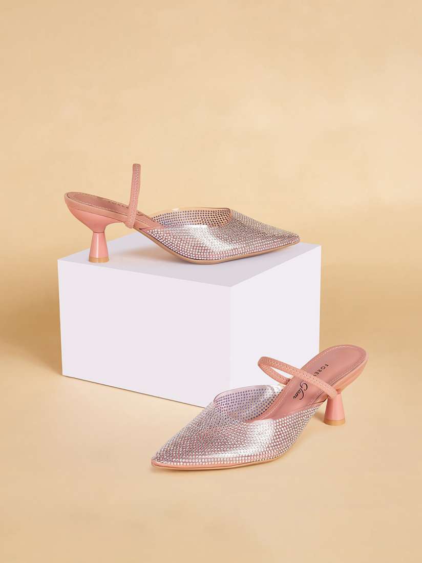 Pantaloon heel on sale