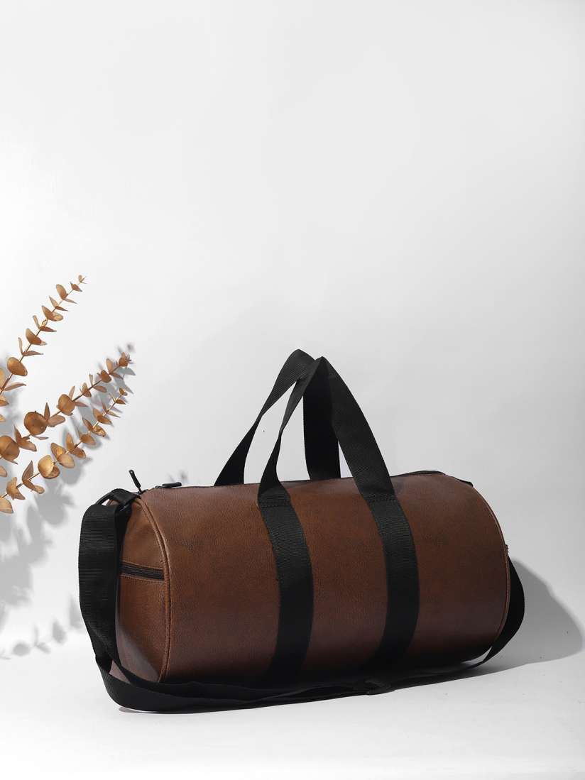 Gym bag myntra store