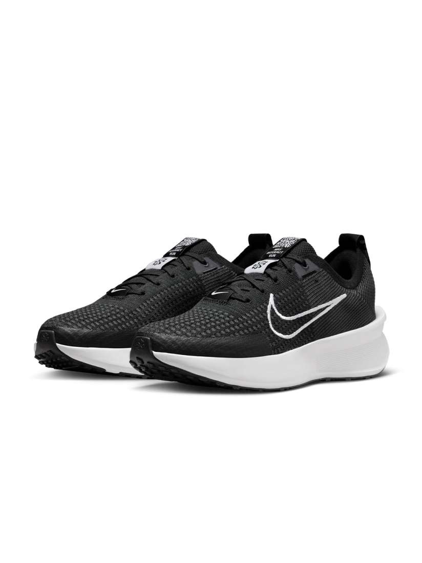 Nike shoes on myntra sale