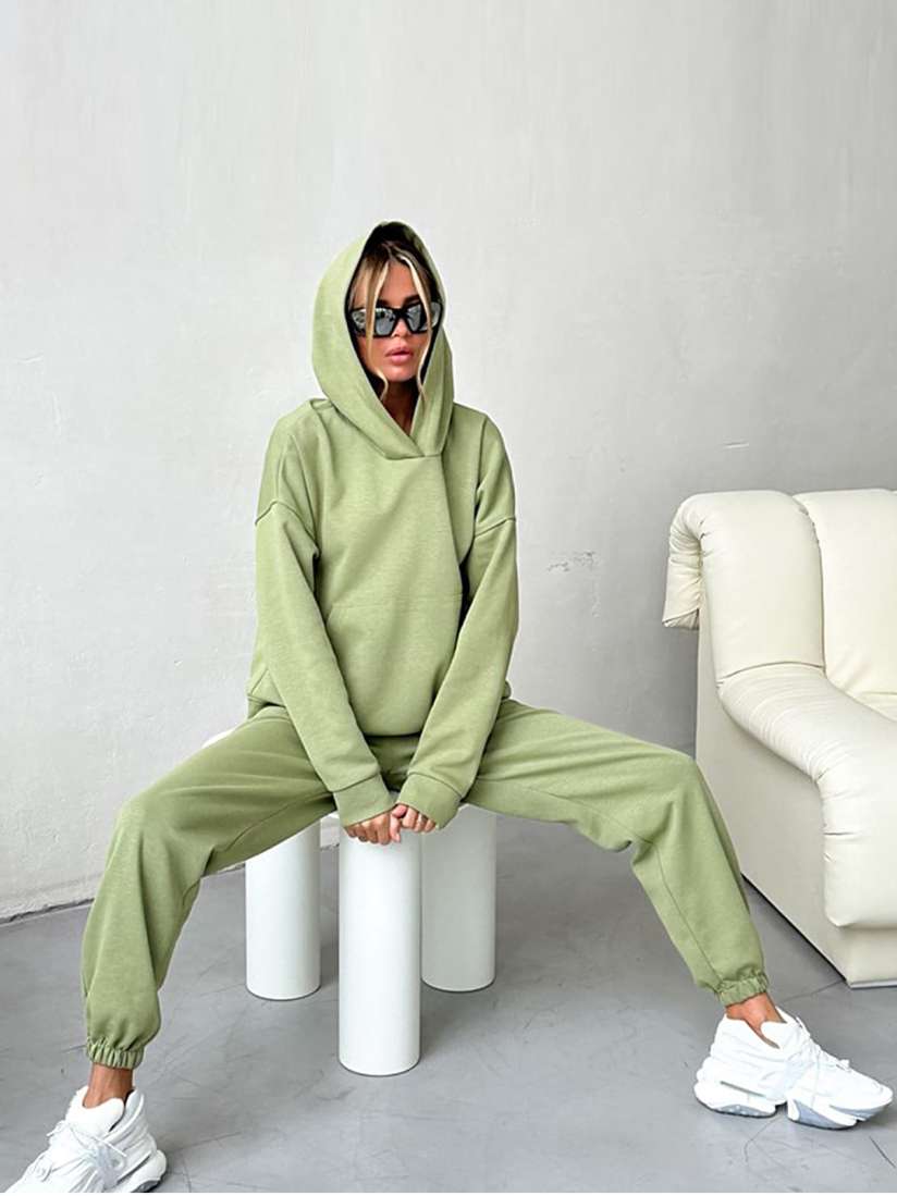 Loose fit tracksuit store