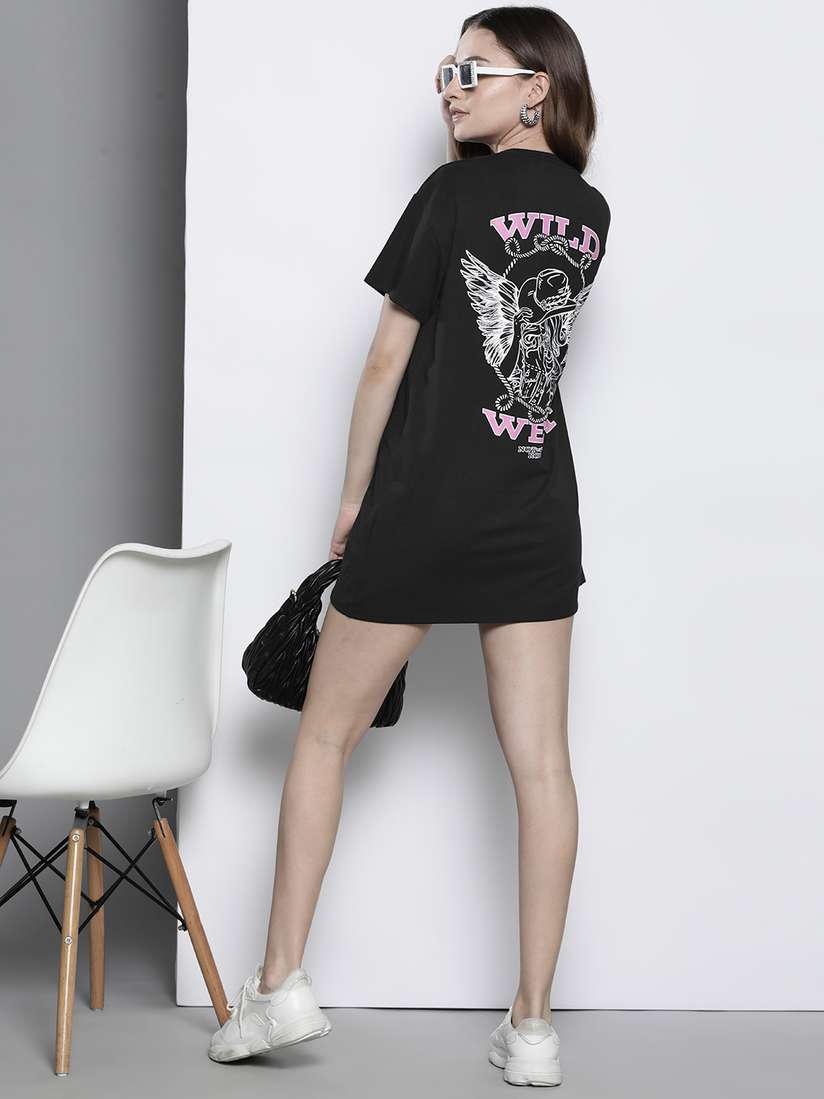 Buy Boohoo Wild West Graphic Print Oversized T-shirt Dress - Dresses for  Women 25581980 | Myntra