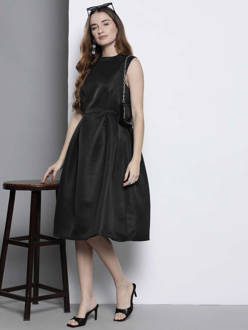 Buy Boohoo Boutique Solid Fit Flare Dress Dresses for Women 25589514 Myntra