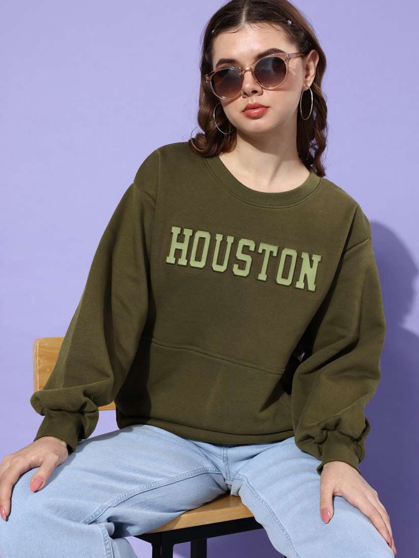 Typography sweatshirt store