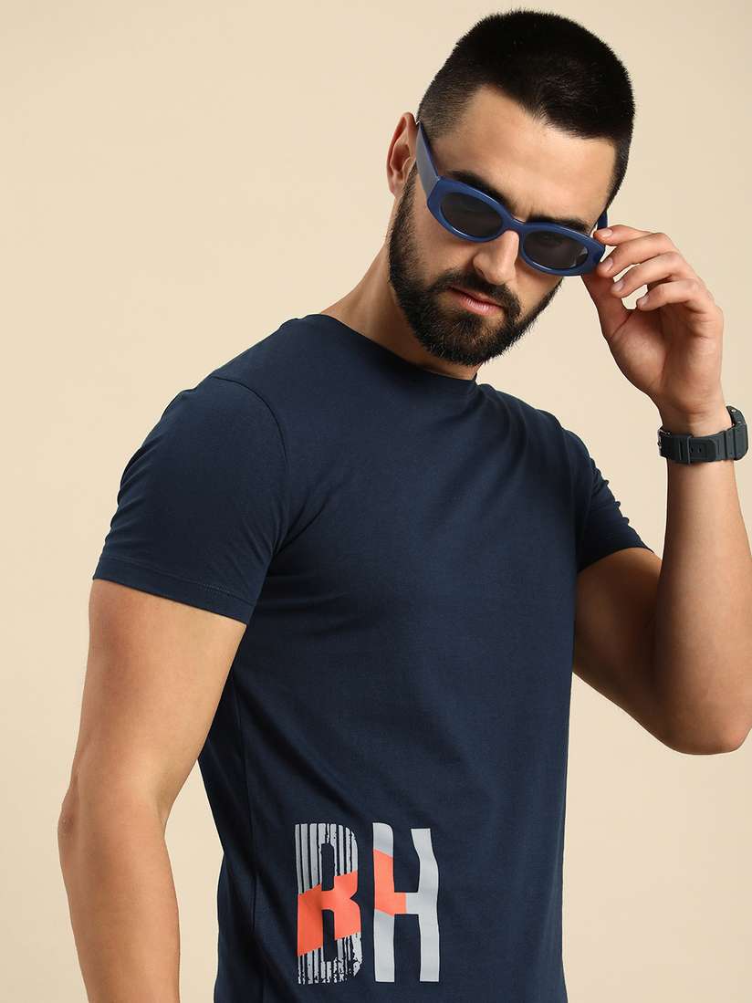 buy t shirt myntra