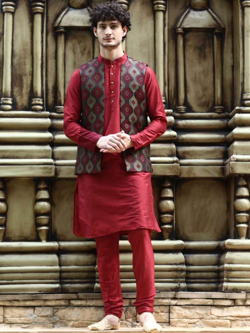 Buy HOUSE OF DEYANN Mandarin Collar Regular Kurta with Churidar And Woven Design Nehru Jacket Kurta Sets for Men 25681474 Myntra