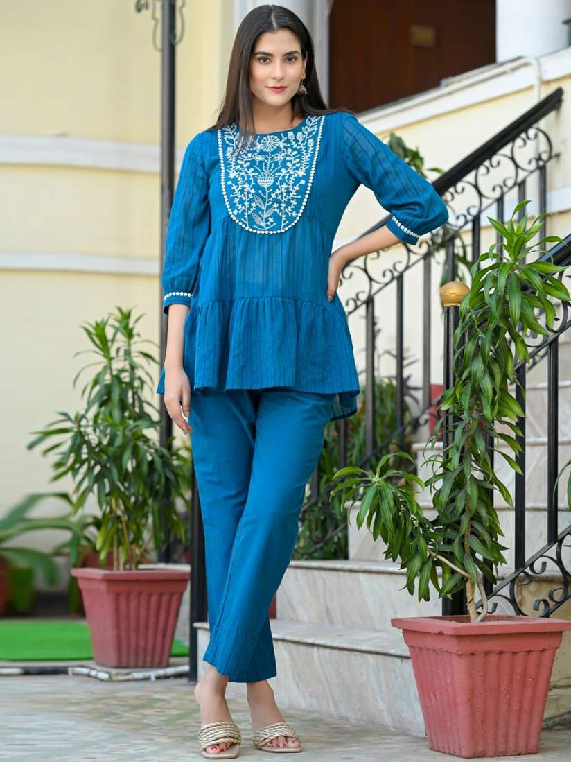 Buy PUKHYA Floral Yoke Design Thread Work A Line Kurti With Trouser Kurta Sets for Women 25697974 Myntra