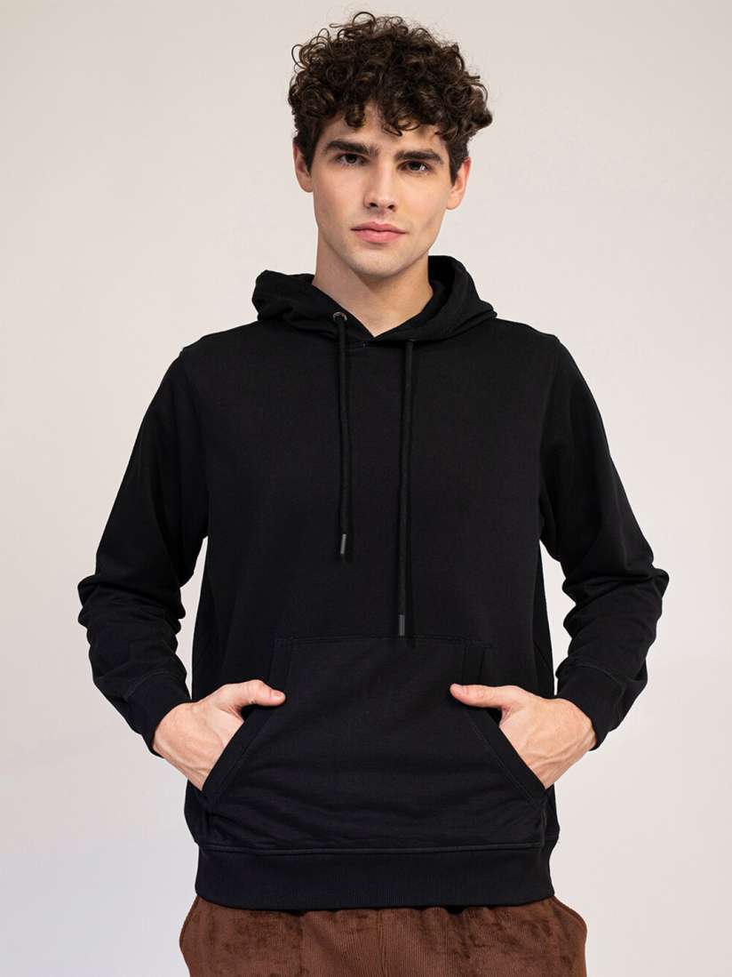 Black hoodie myntra deals