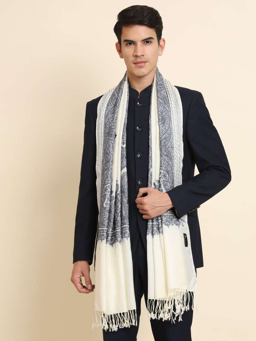 Myntra shawl shop