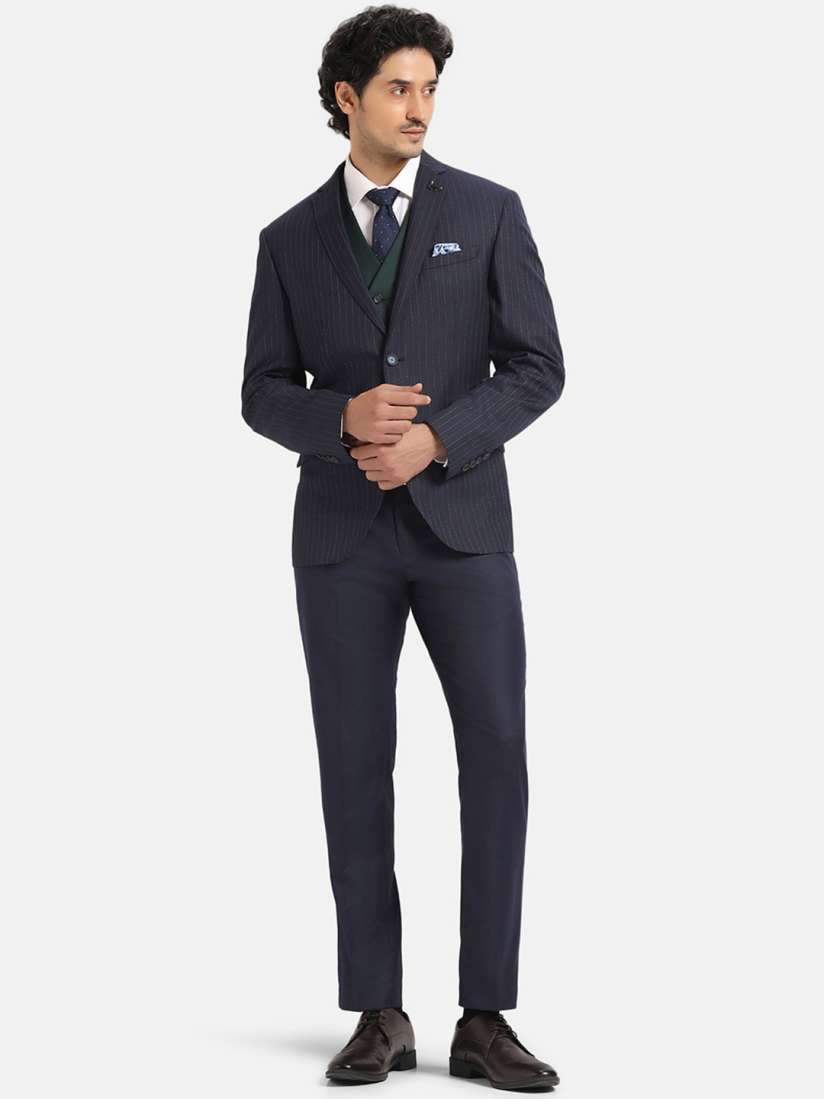 Myntra suits and blazers store