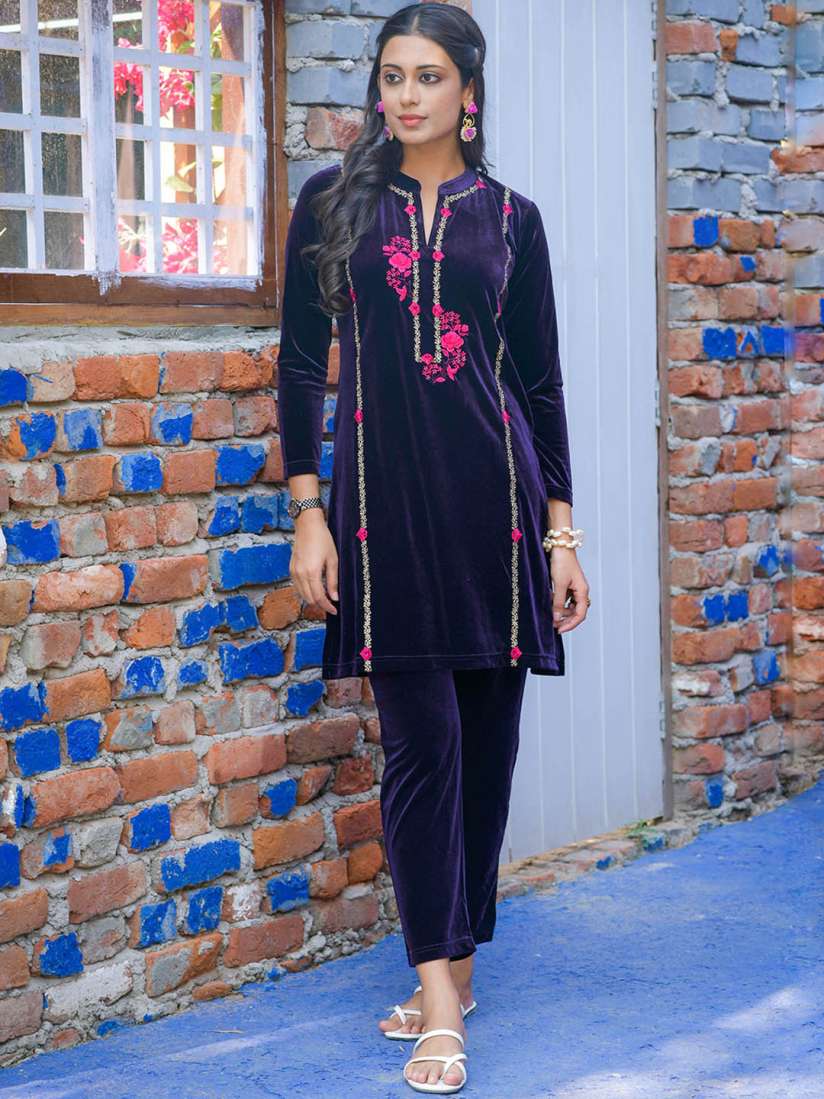 Idhu kurtis shop