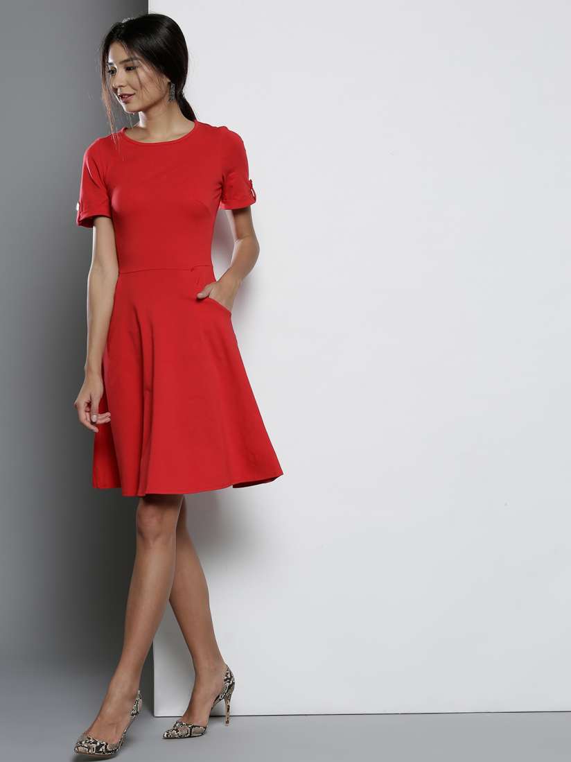 Buy DOROTHY PERKINS Women Red Solid Fit Flare Dress Dresses for Women 2582493 Myntra