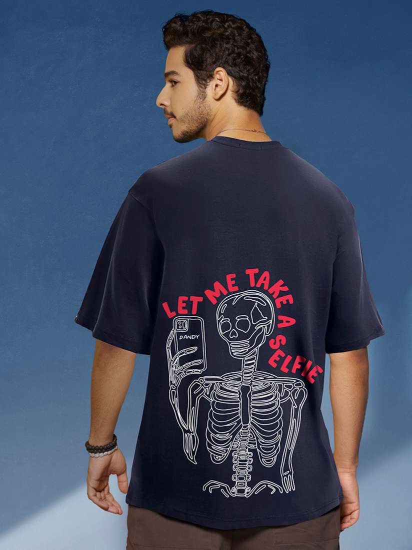 Buy Bewakoof Let Me Take A Selfie Printed Drop Shoulder Sleeves Oversized Cotton T shirt Tshirts for Men 25888218 Myntra