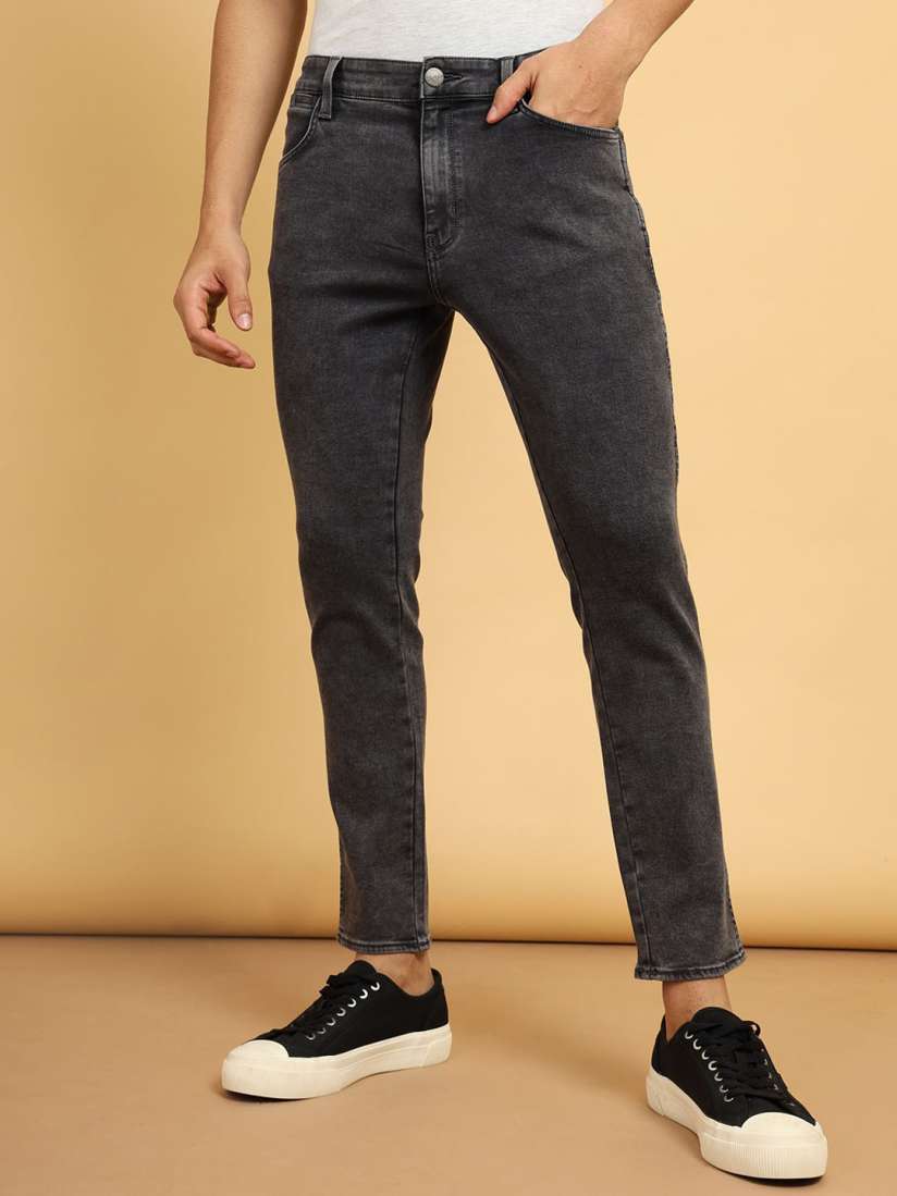 Buy Wrangler Men Bostin Slim Fit Mid Rise Light Fade Stretchable Jeans Jeans for Men 25959842 Myntra