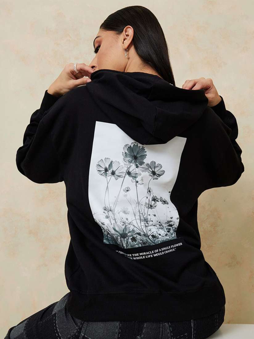 Buy Styli Black Graphic Printed Hooded Long Sleeves Cotton Pullover Sweatshirt Sweatshirts for Women 26024040 Myntra
