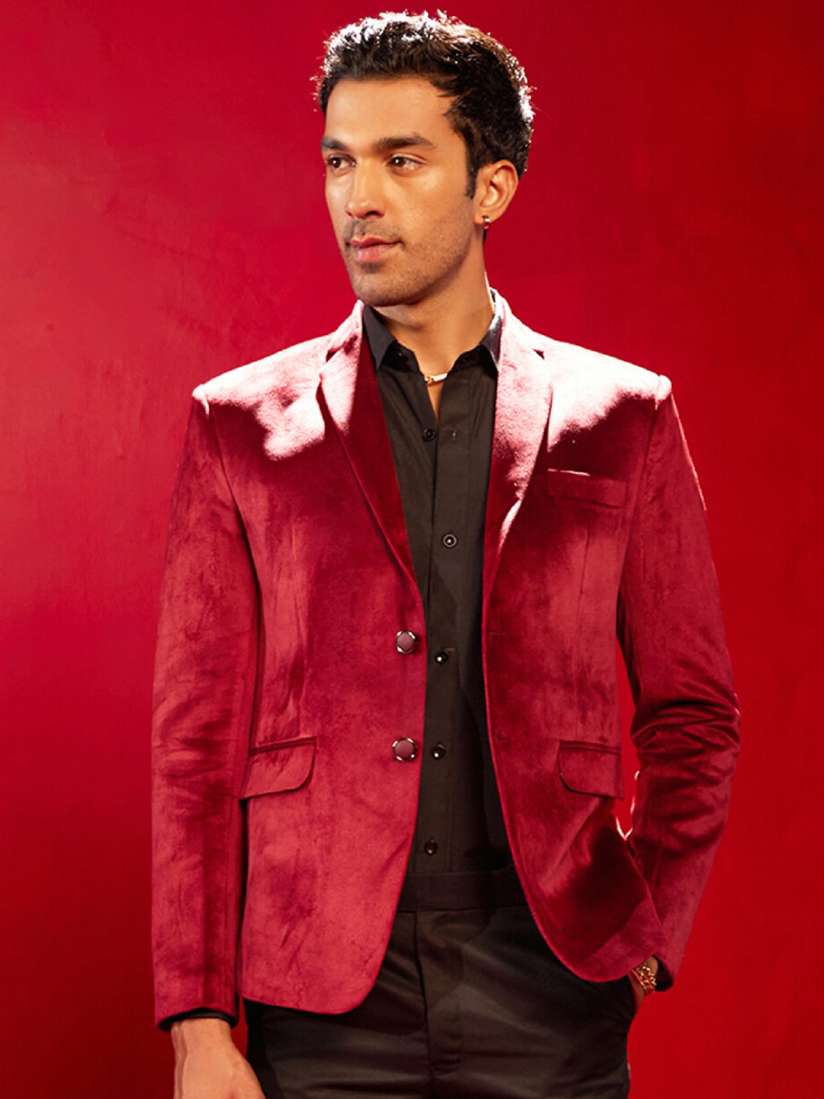 Slim fit velvet blazer hot sale