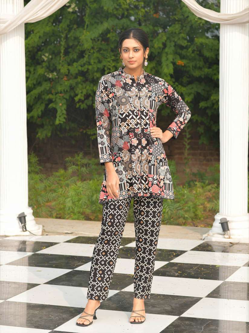 Idhu kurtis sales