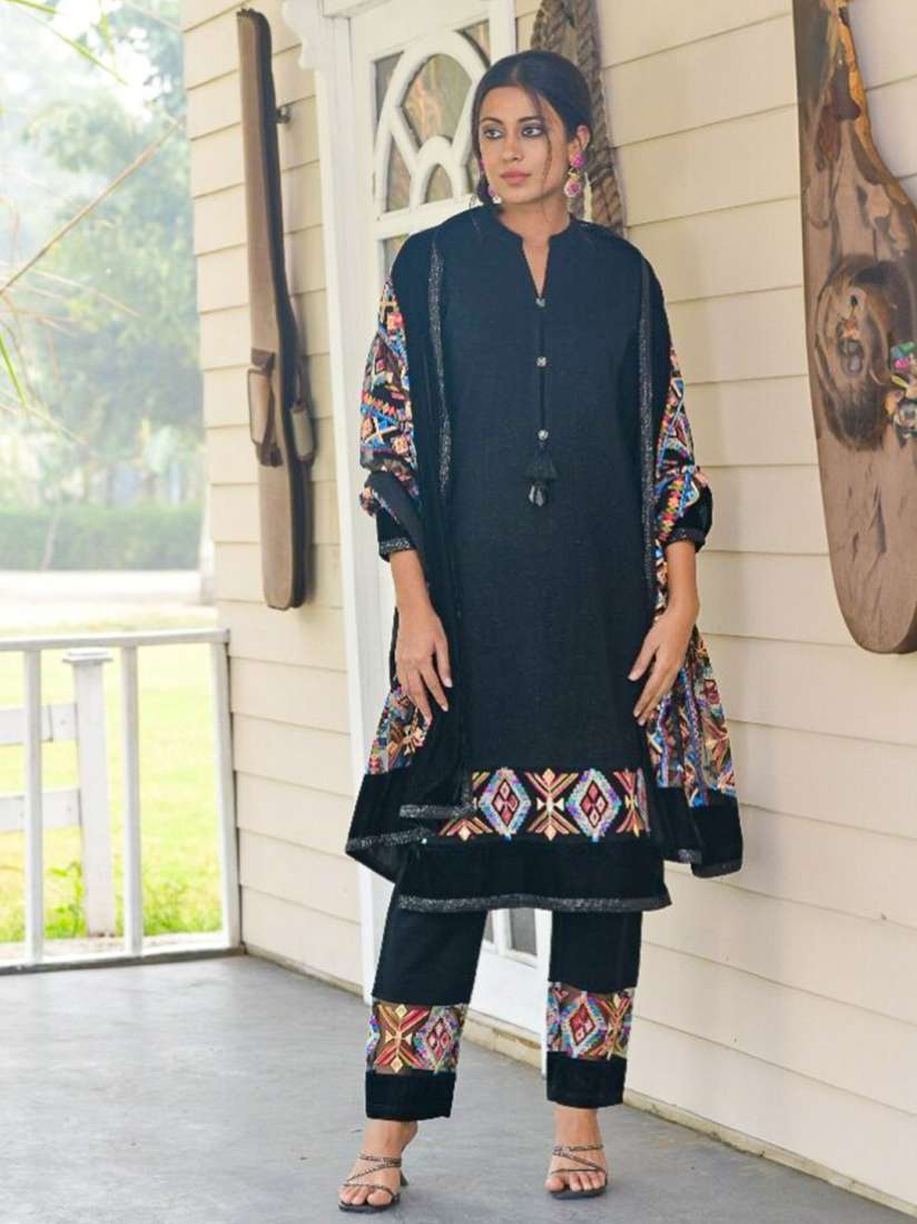 Buy Idhu Ethnic Motifs Printed Mandarin Collar Sequin Straight Kurta With Trousers And Dupatta Kurta Sets for Women 26033378 Myntra