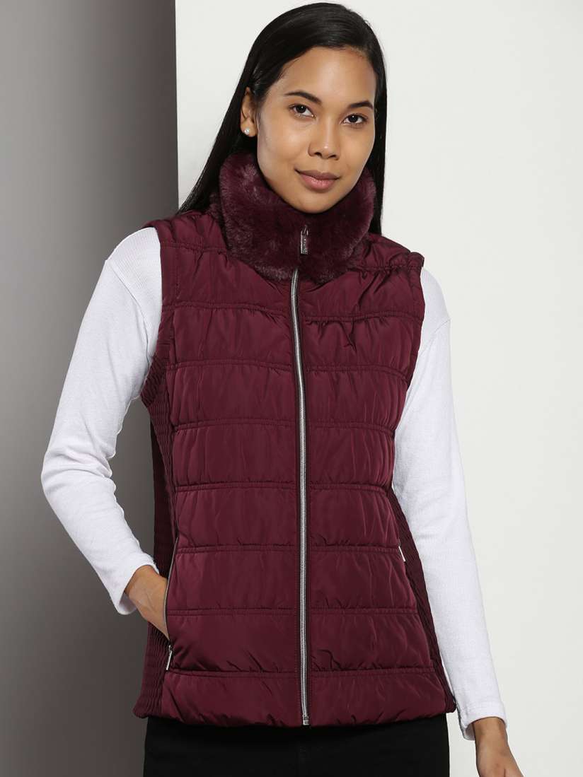 Calvin klein sleeveless jacket top