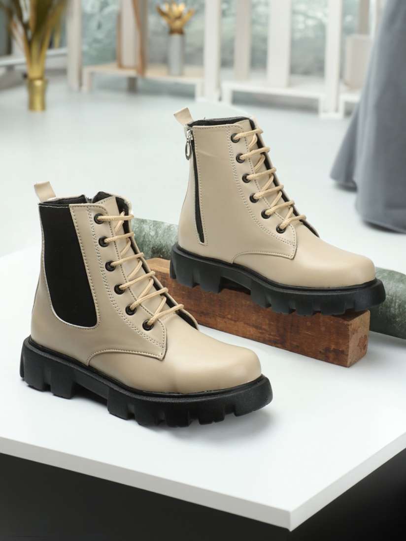 Boots plat 2025