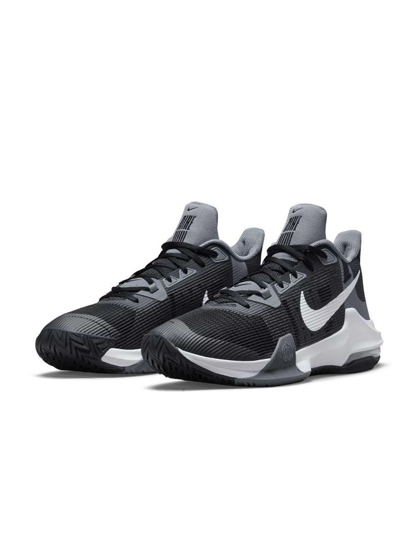 Nike men's sports shoes myntra store