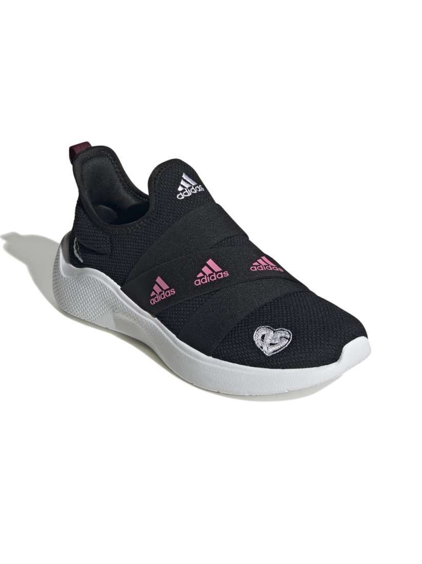 Women's adapt slip on sneaker  black 2025