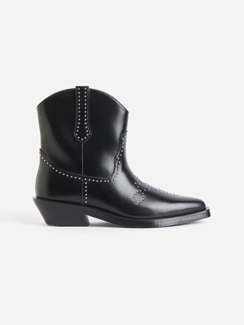 Womens studded cowboy boots discount