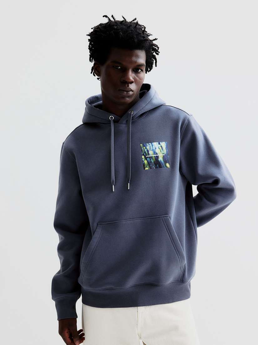 Hoodies in myntra clearance
