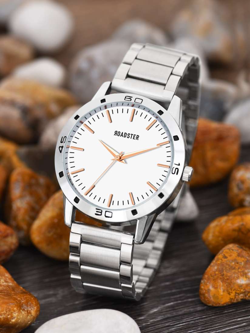 Buy Roadster Men Water Resistant Analogue Watch HOBRD NEW 122 SL Watches for Men 26231926 Myntra