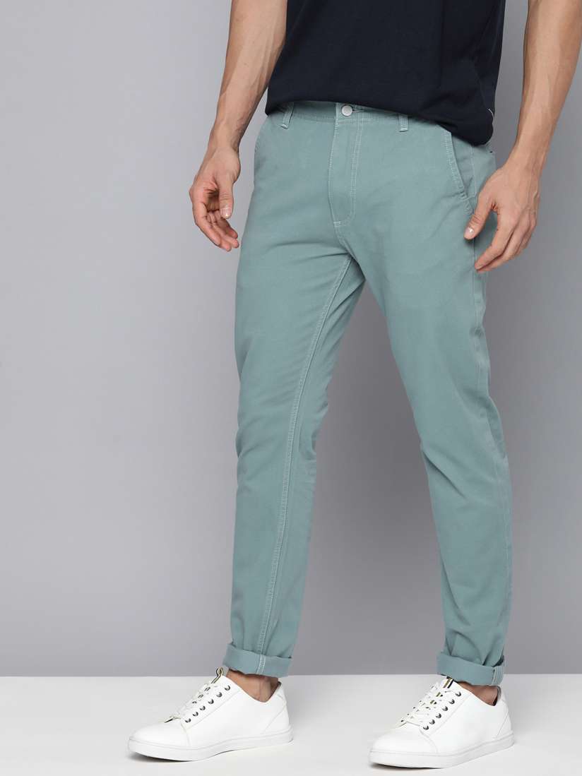 Levis 512 chinos 2025