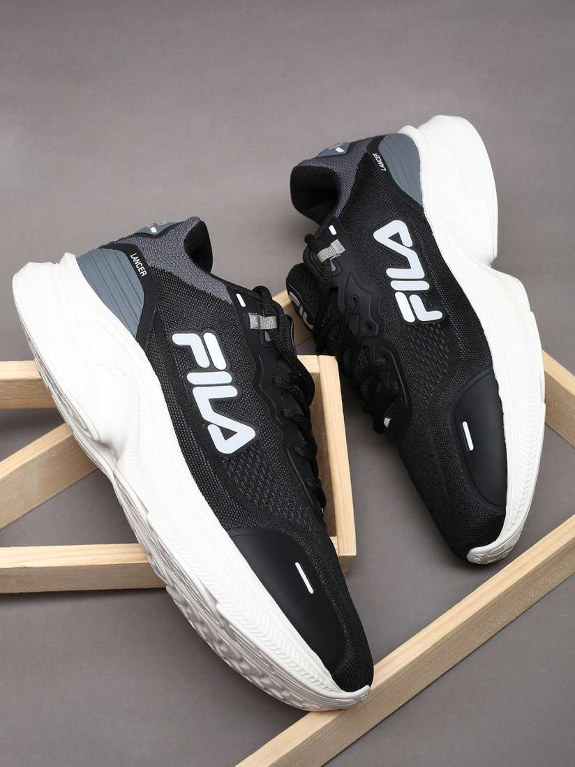 Fila sneakers myntra sales