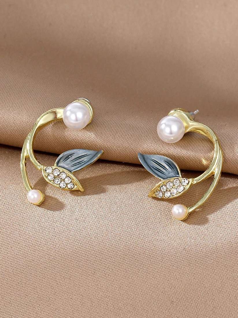 Buy Krelin Gold Plated Stud Earrings Earrings for Women 26363920 Myntra