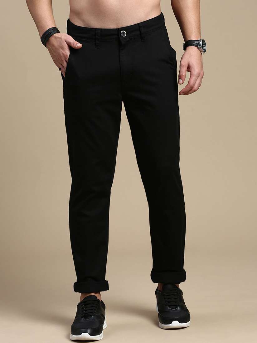 Buy The Roadster Lifestyle Men Black Relaxed Slim-Fit Mid-Rise