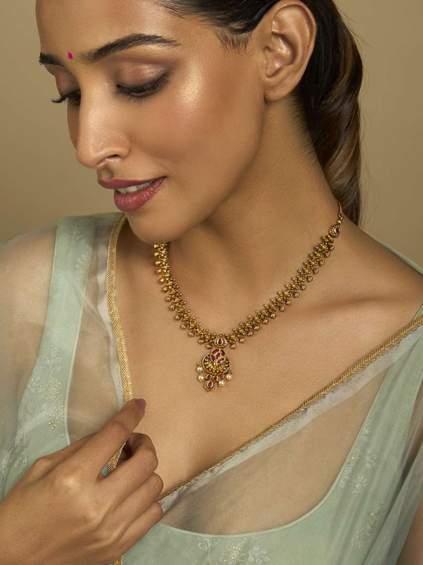 Buy Kushal s Fashion Jewellery Gold Plated Artificial Stones Necklace Necklace and Chains for Women 26407360 Myntra