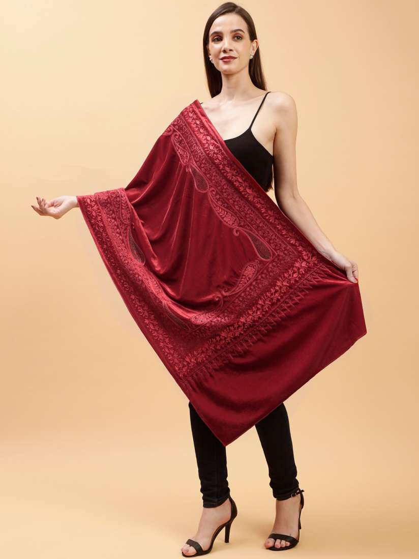 Moda Chales Paisley Embroidered Velvet Shawl