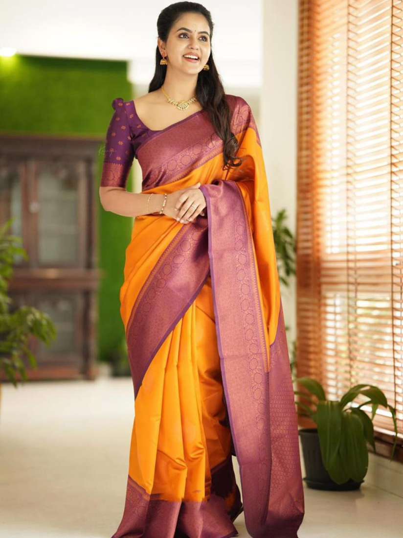 Buy LIMDO Zari Pure Silk Kanjeevaram Saree Sarees for Women 26425962 Myntra