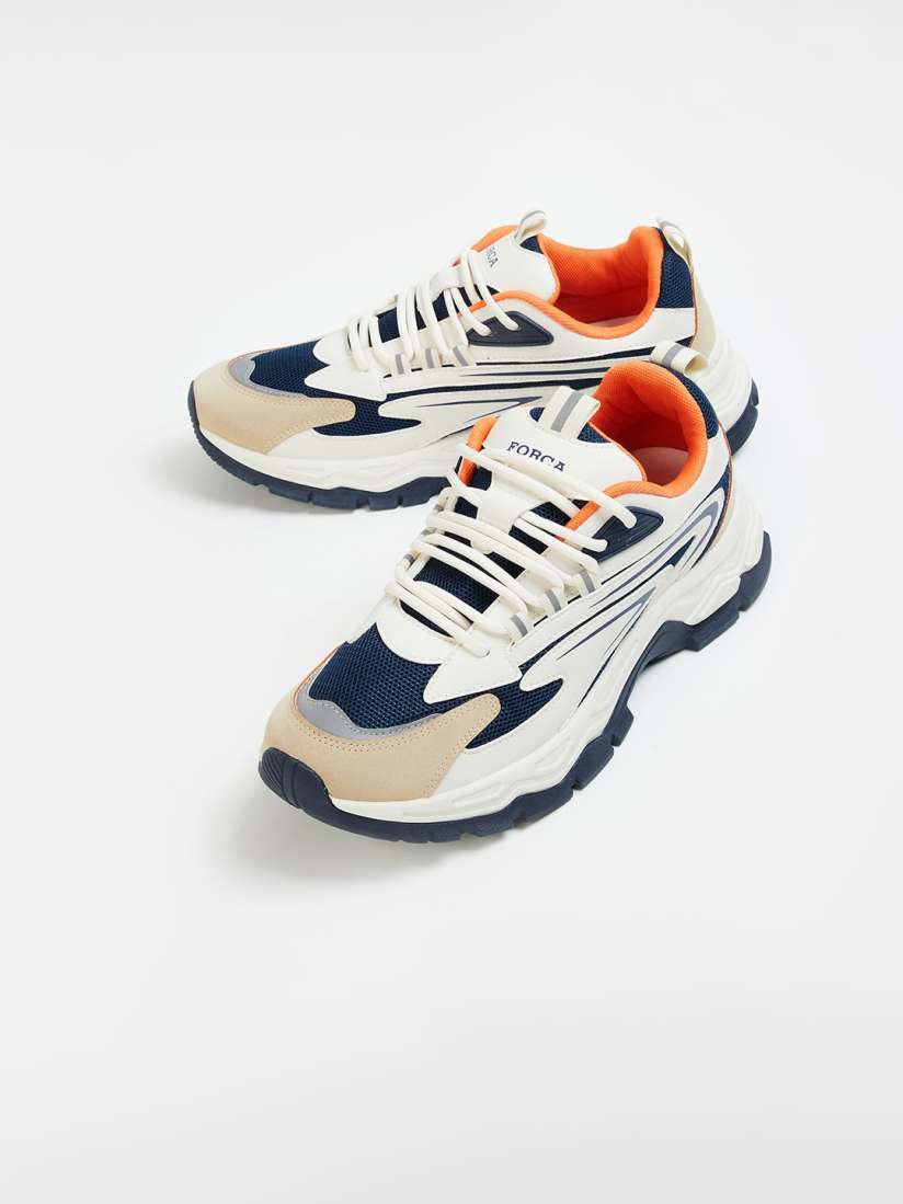 Forca sneakers store
