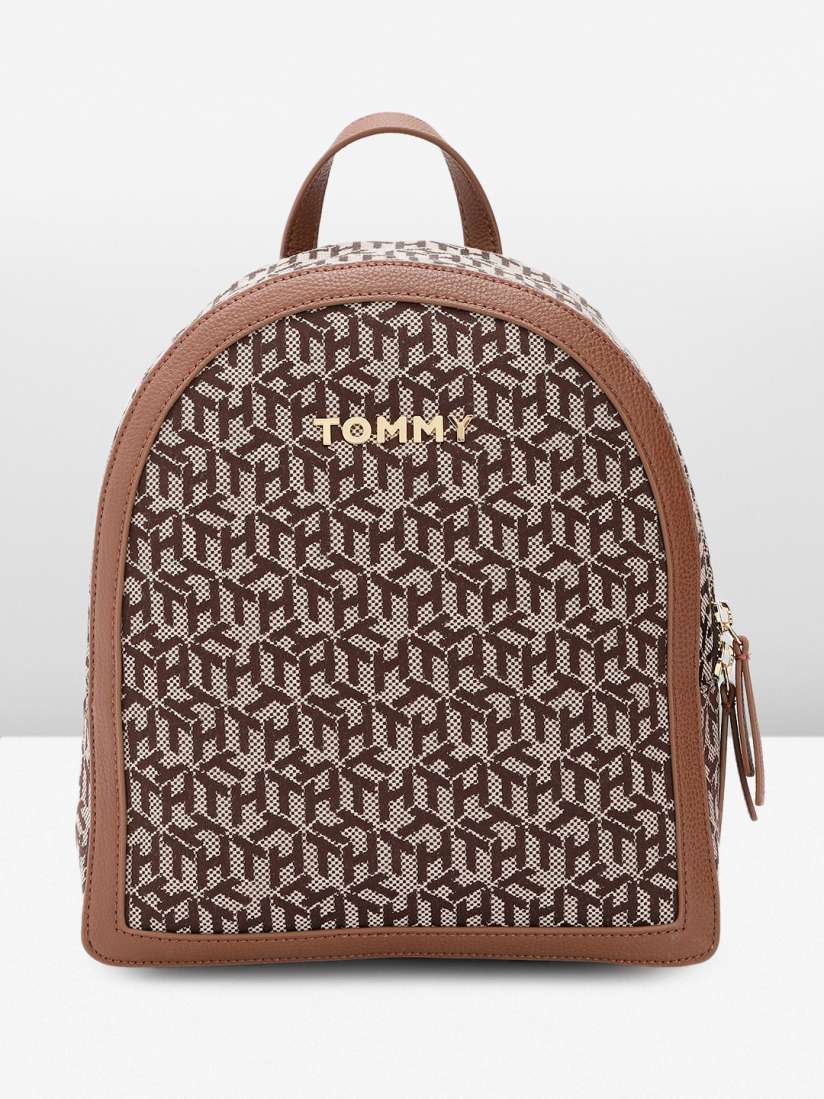 Tommy hilfiger backpack myntra discount