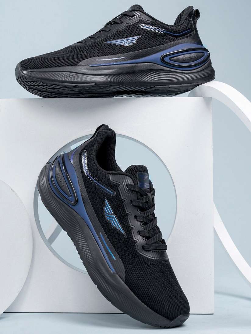 Round toe walking shoes shop