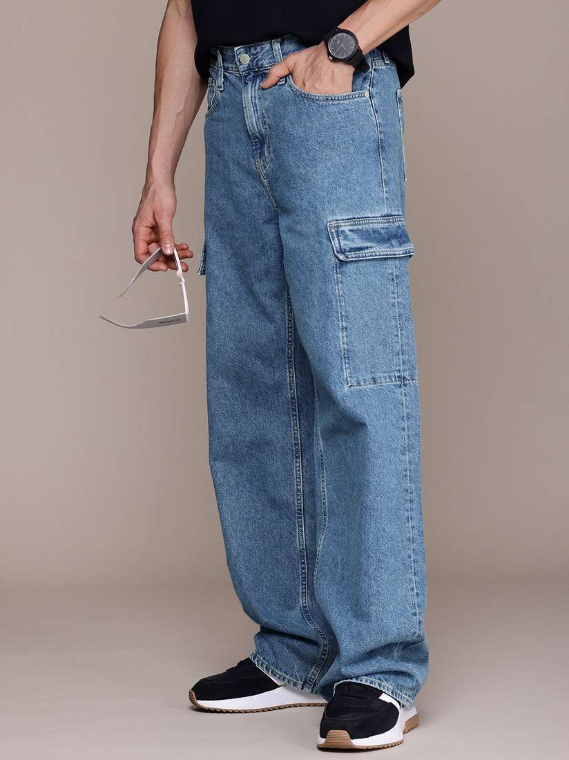 Buy Calvin Klein Jeans Men Pure Cotton 90s Loose Relaxed Fit Low Rise Light  Fade Jeans - Jeans for Men 26680960 | Myntra