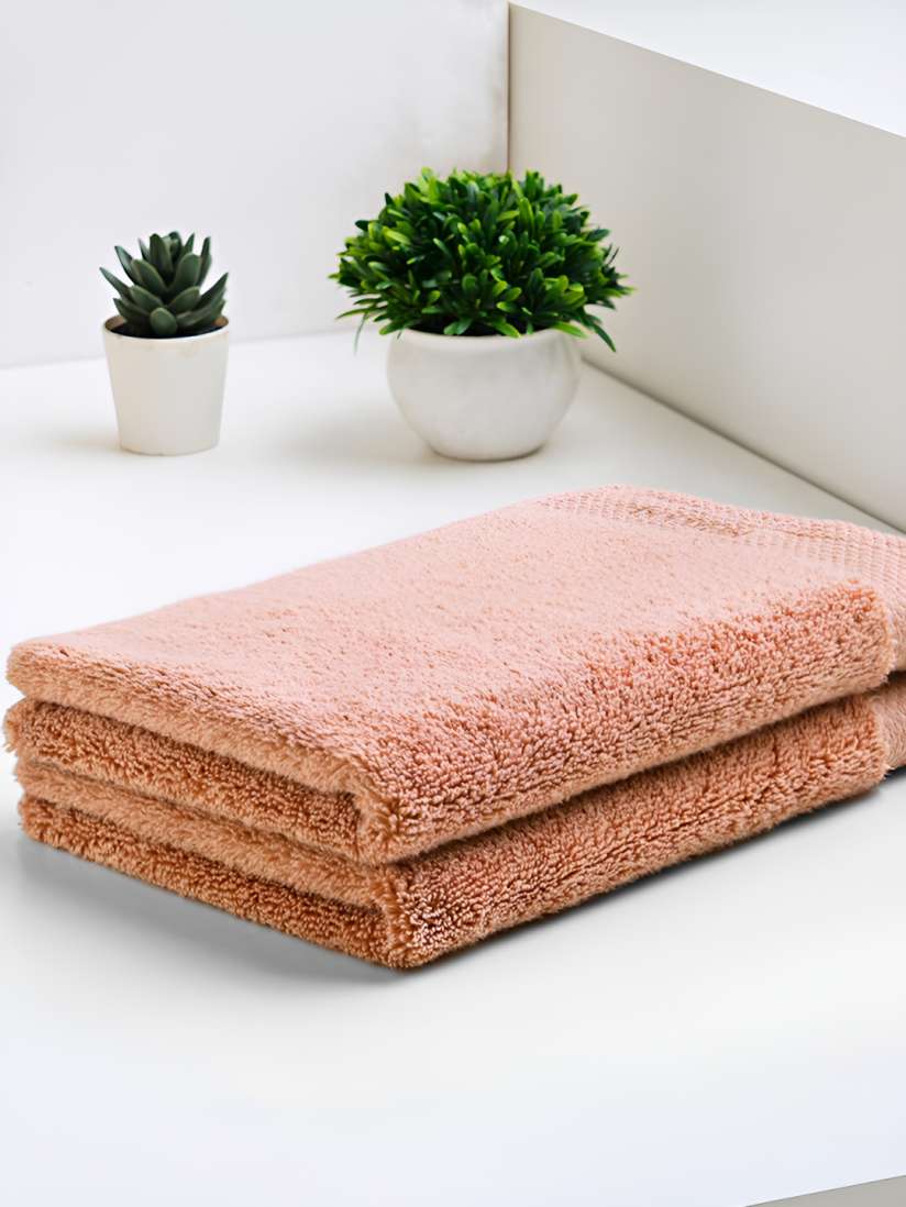Spaces hand towels shop