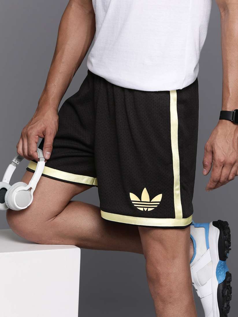 Buy ADIDAS Originals Unisex Loose Fit Contrast Taping Shorts Shorts for Unisex 26759898 Myntra