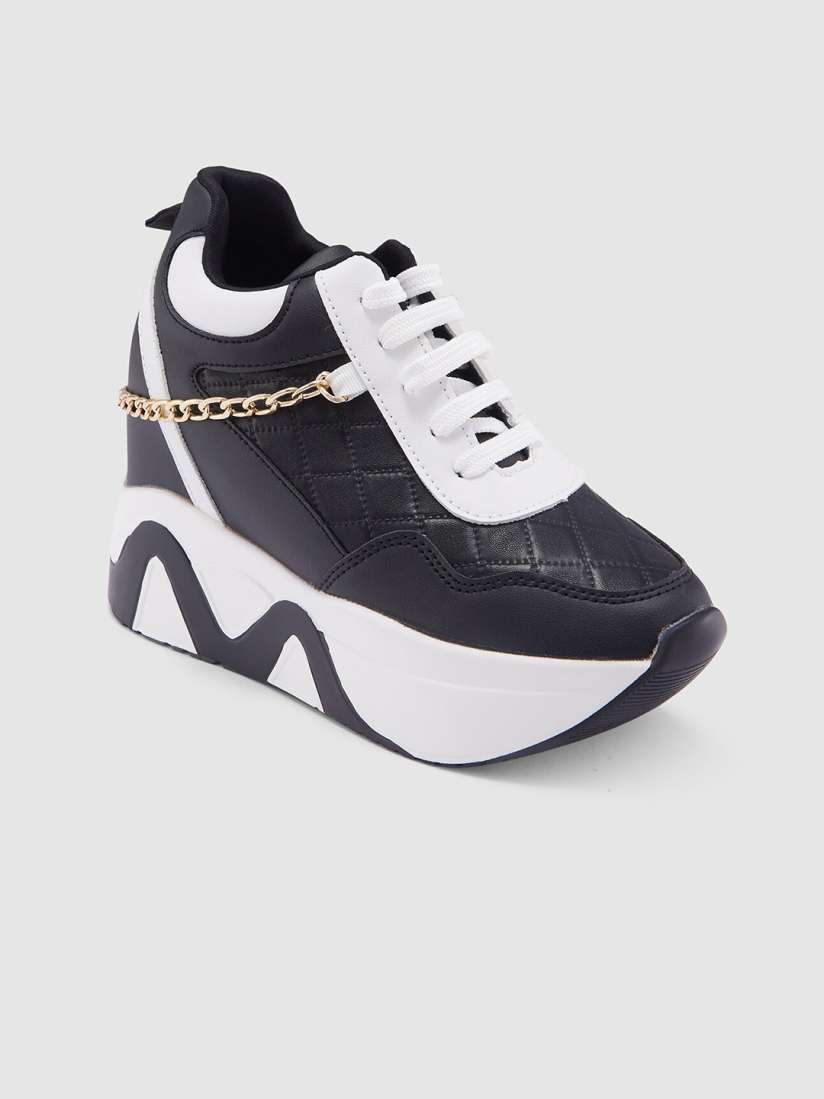 Sole to soul shoes discount