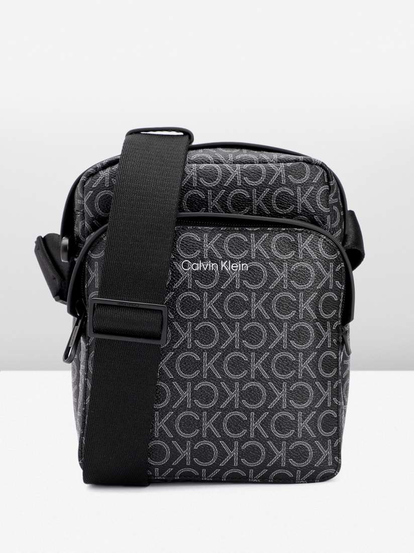 Myntra bags for mens deals