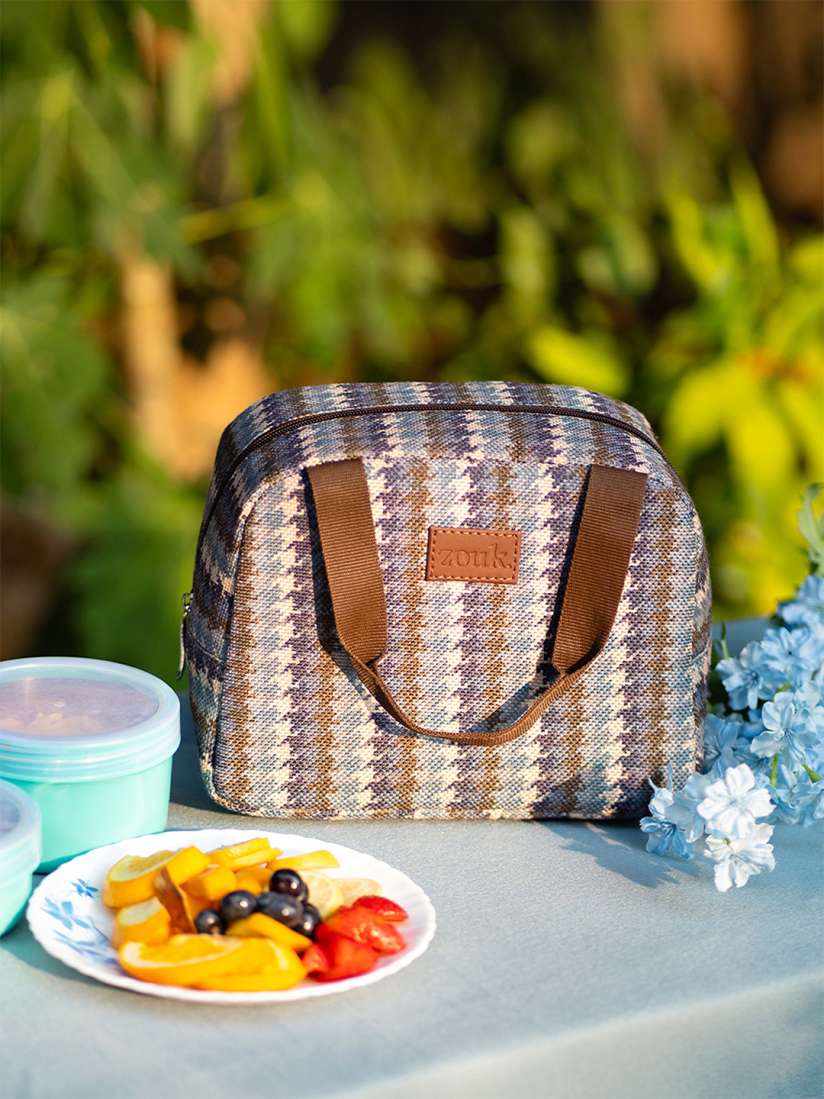 Myntra lunch bags on sale