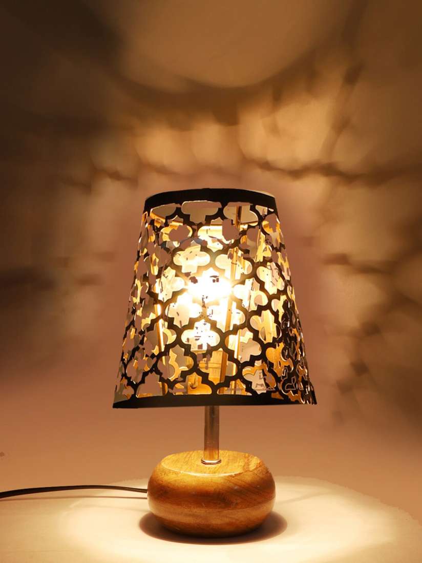Myntra table lamp cheap
