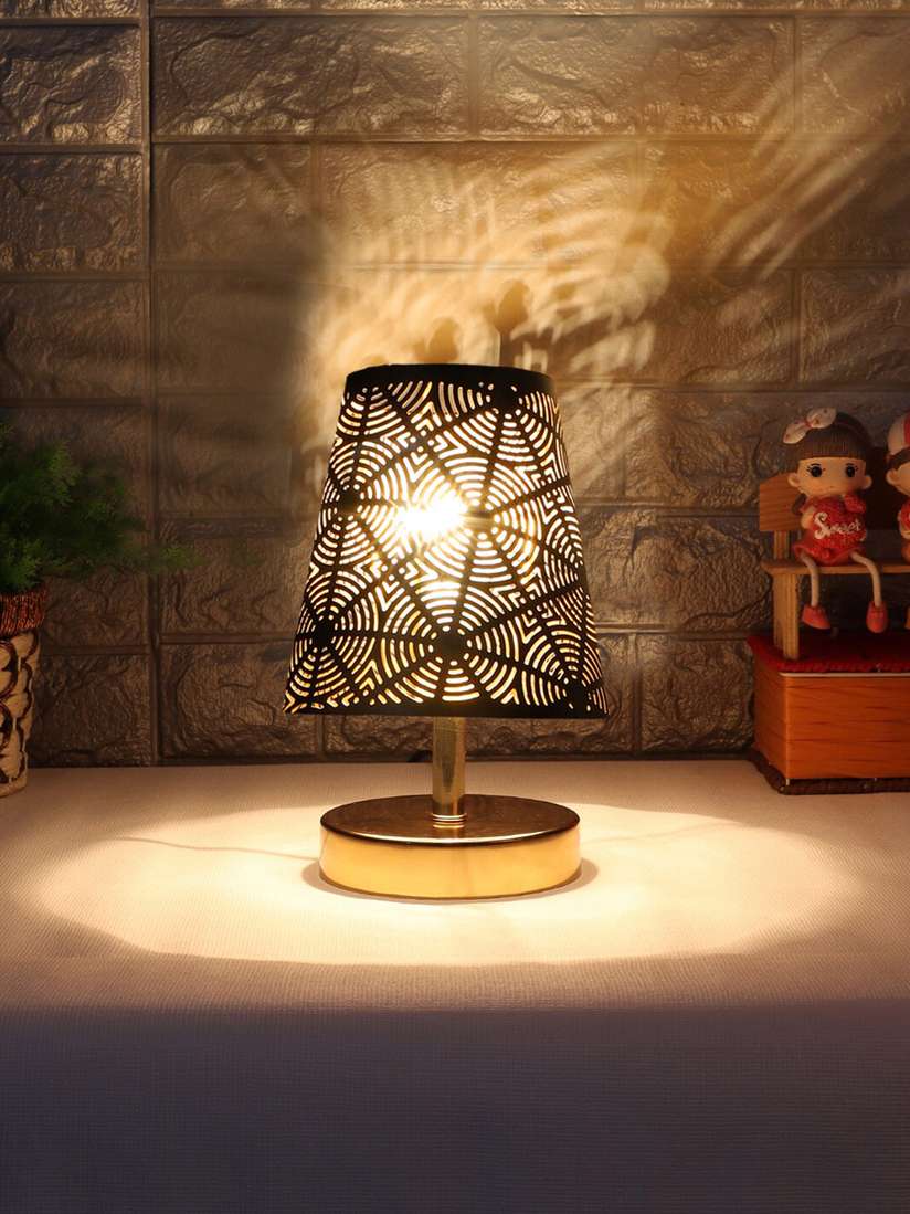 Devansh Black Textured Metal Table Lamps